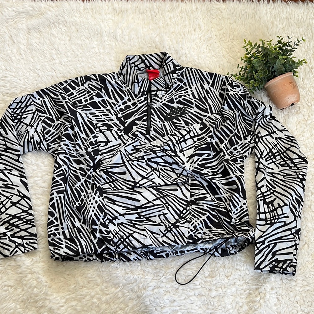 Nike Quarter Zip Windbreaker